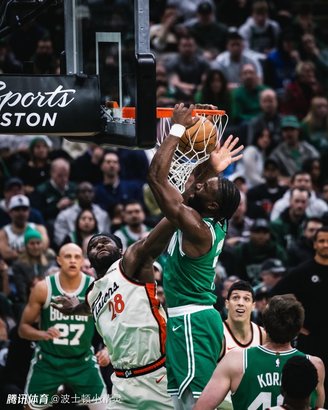 NBA常规赛倒计时，波士顿凯尔特人冲刺阶段更衣室发声，细节引发关注，底气十足，临场指挥获称赞的简单介绍
