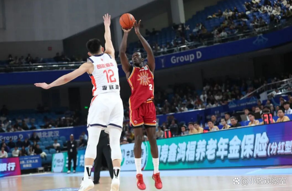 包含国际比赛日体能课后；莱比锡状态回暖备战CBA季后赛；管理层满意；高层口径保持一致的词条