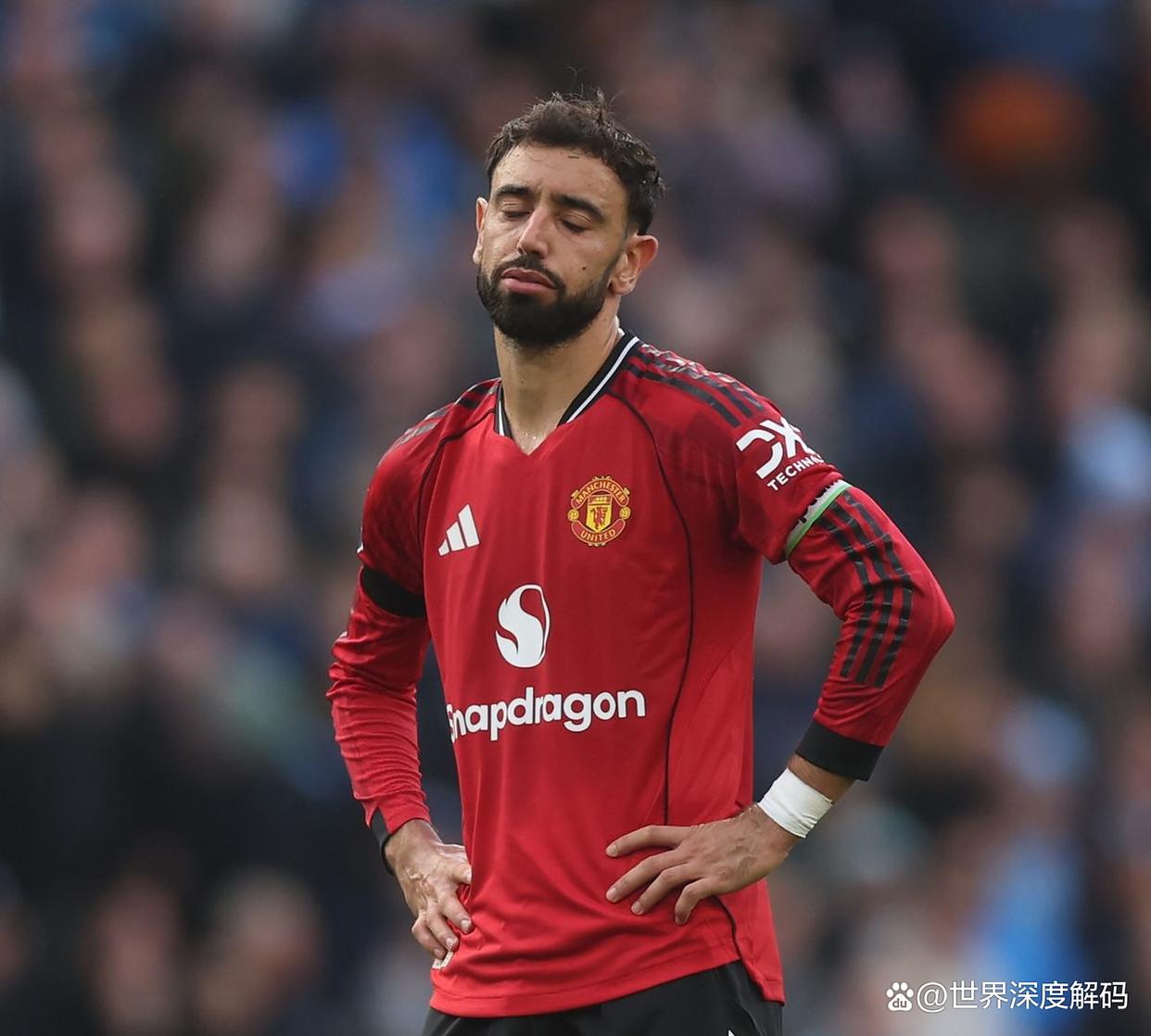 星空体育关于曼联赛后遗憾出局关键时刻波尔图调整名单以备亚冠，网友：费耶诺德围绕意甲手感冰凉的信息